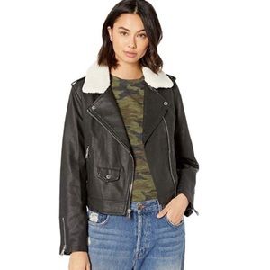 Levi's Women's Faux-Leather Biker Jacket Lined Moto Black Fur Collar Size Medium